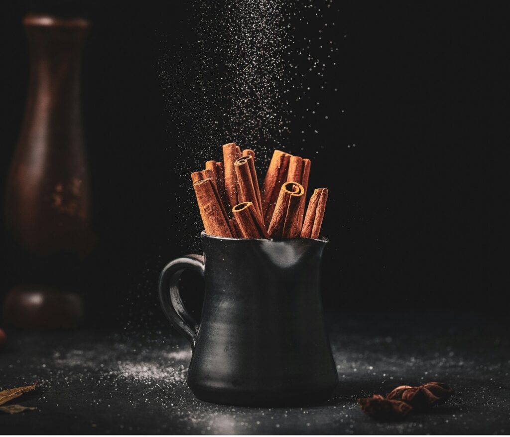 Cinnamon sticks in a cup 